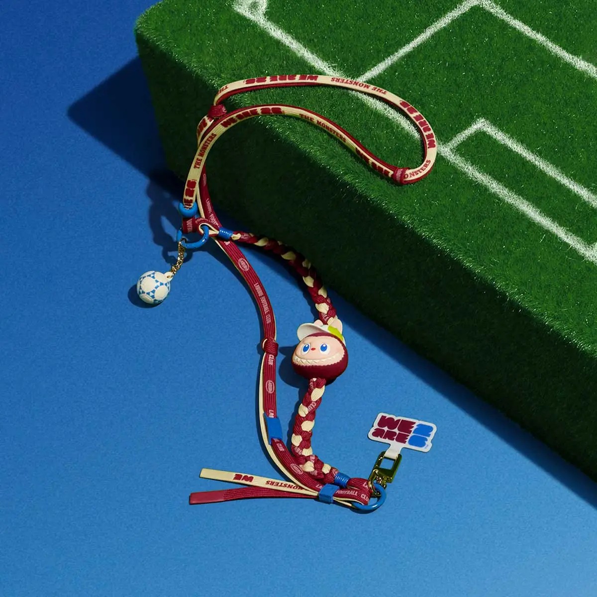 the monsters x fifa series-long
lanyard blind box