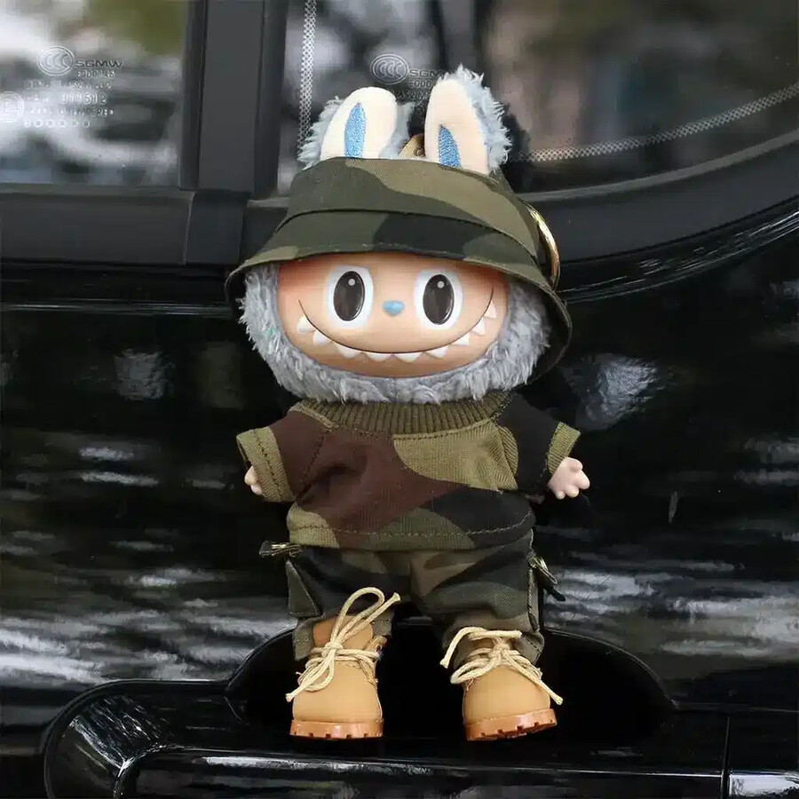 militaire uitrusting voor labubu