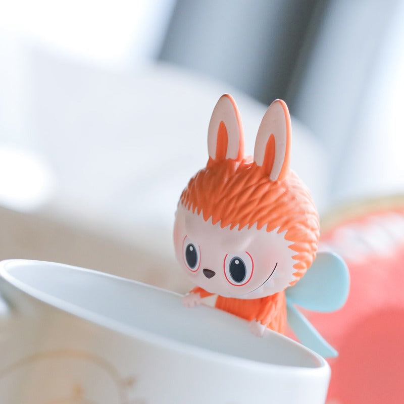 pop mart the monsters labubu cup edge 100 beeldje